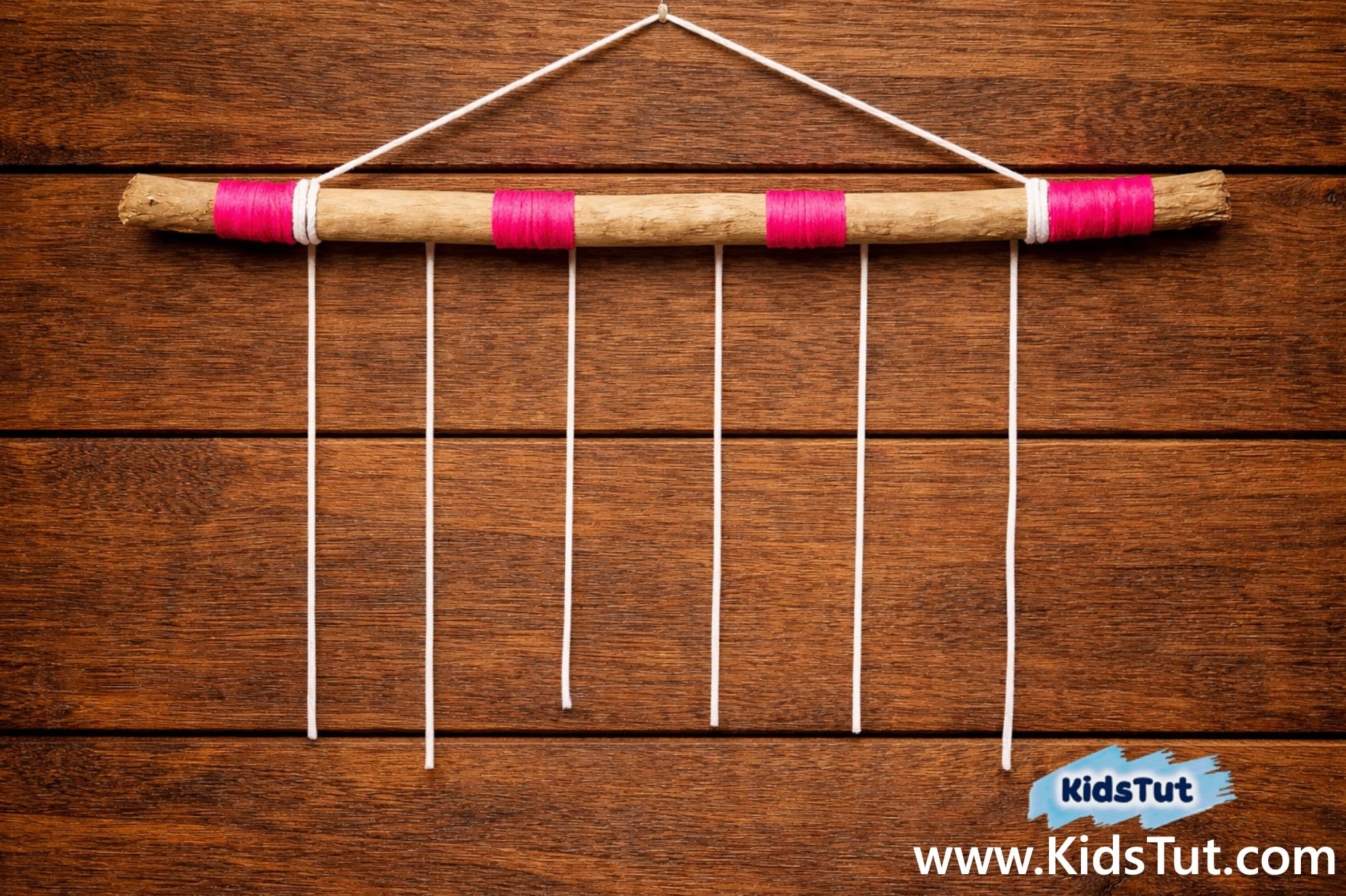 Easy Leaf Craft for Kids: Fun DIY Wall Hanging